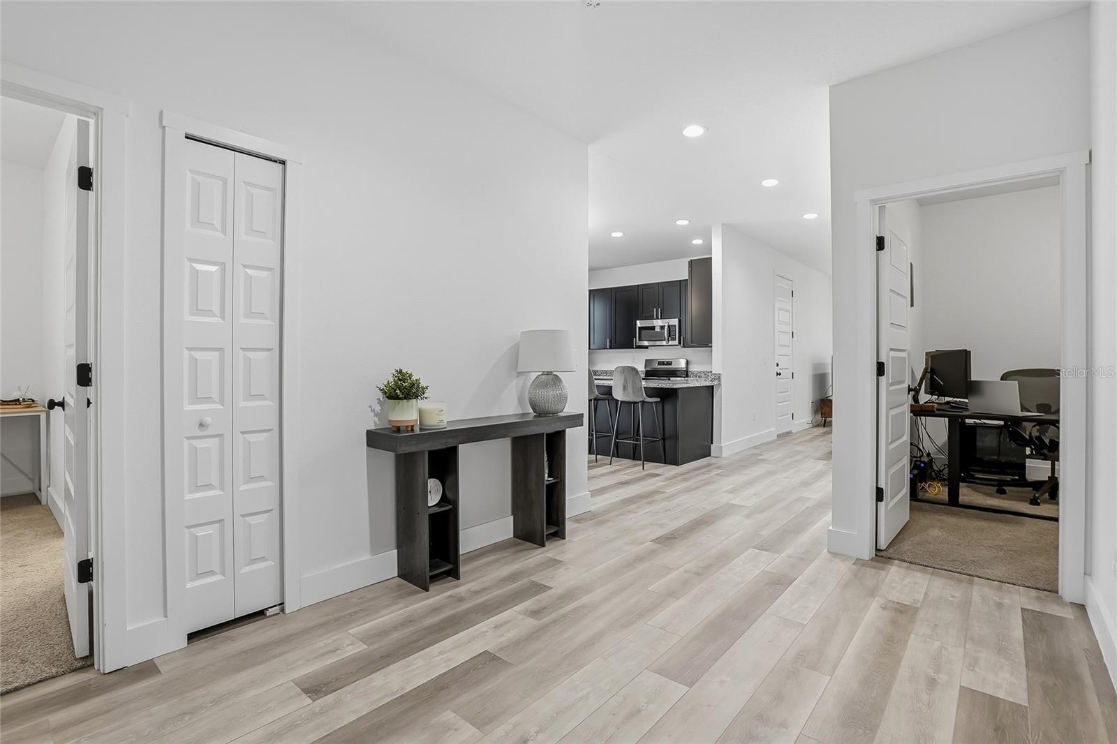 Image 10 of 27 For 3208 Deleuil Avenue