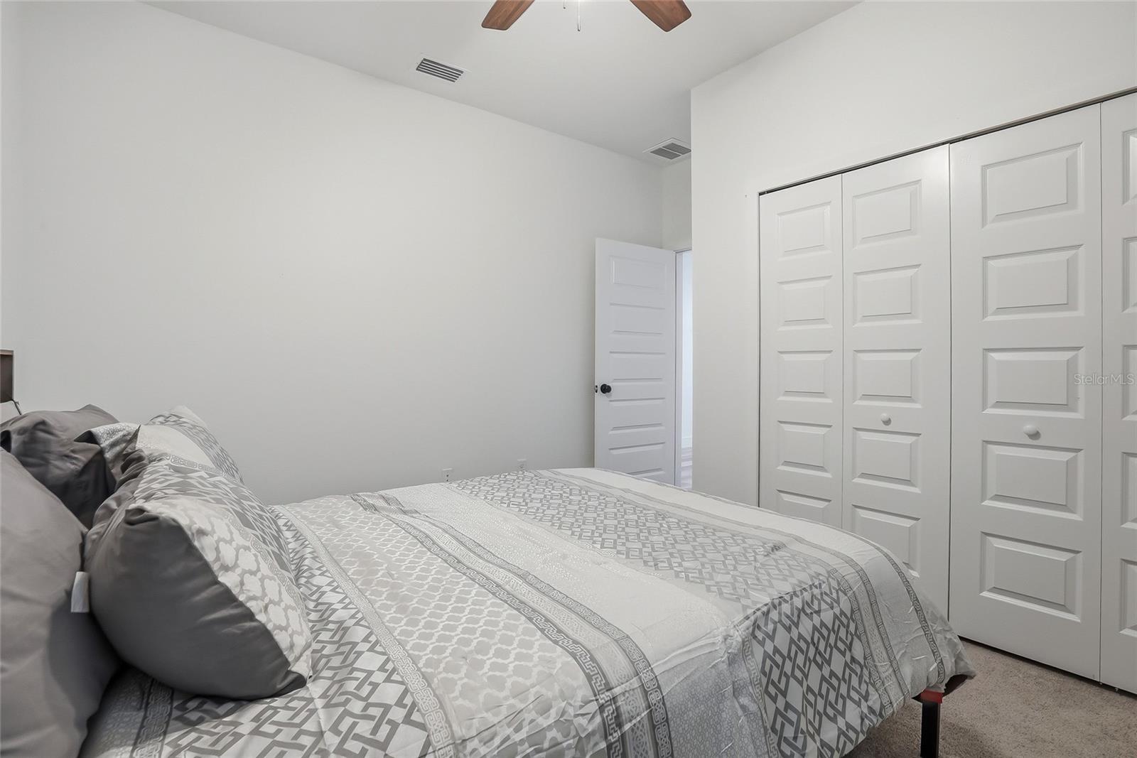 Image 18 of 27 For 3208 Deleuil Avenue