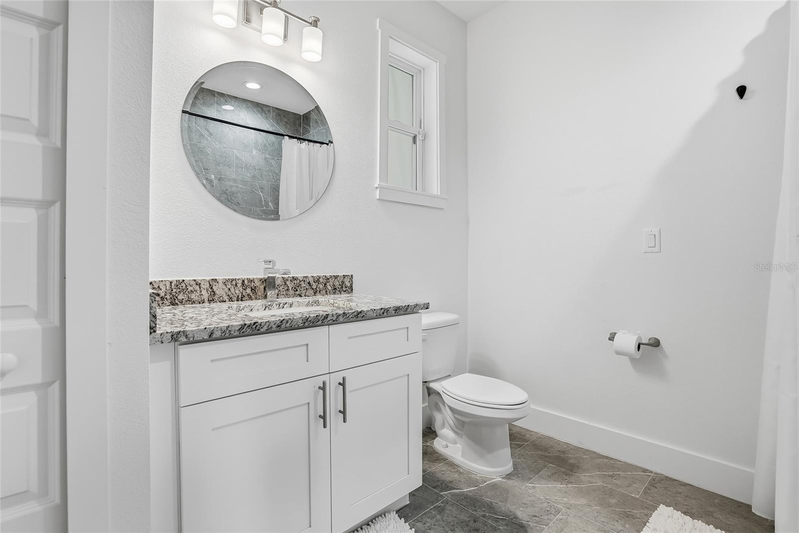 Image 19 of 27 For 3208 Deleuil Avenue