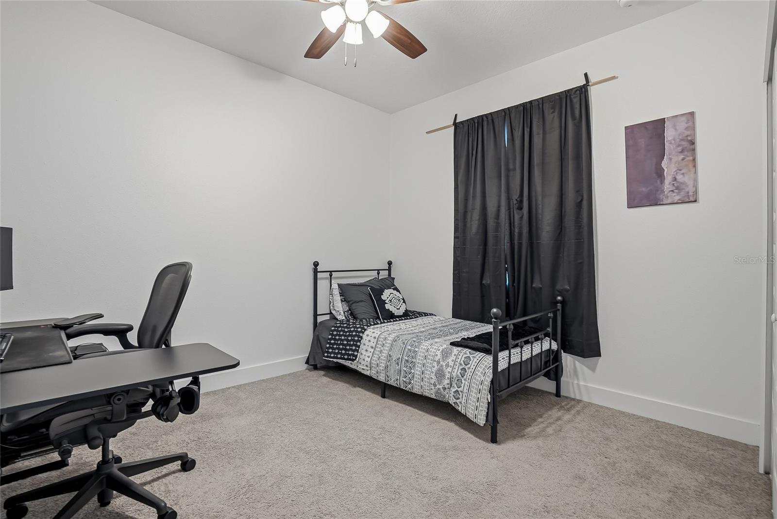 Image 21 of 27 For 3208 Deleuil Avenue