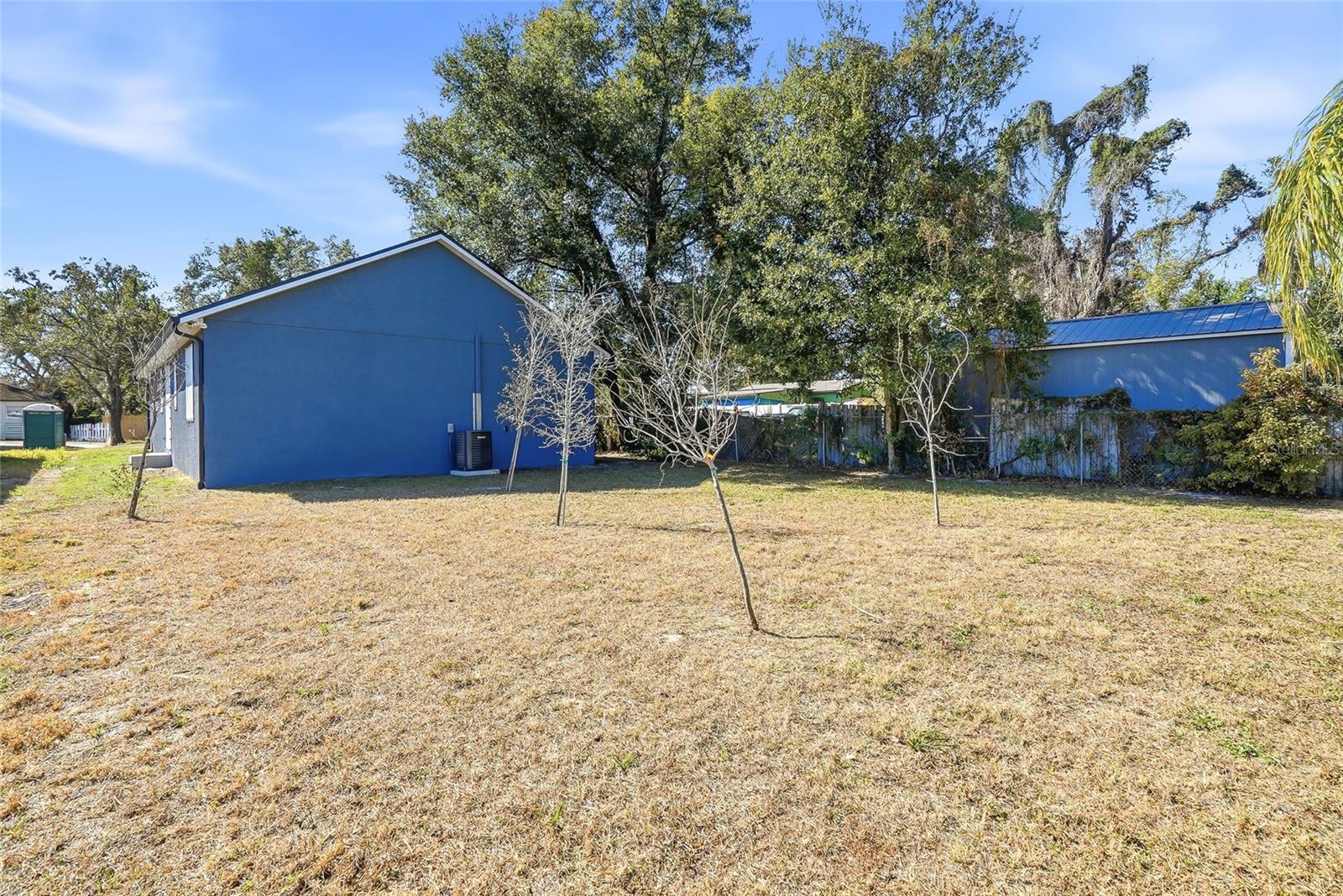 Image 25 of 27 For 3208 Deleuil Avenue