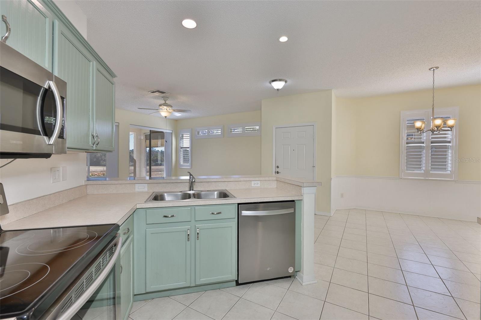 Image 21 of 98 For 2019 Acadia Greens Drive 34