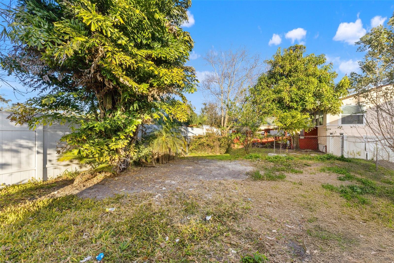 Image 30 of 35 For 2008 Oakwood Avenue