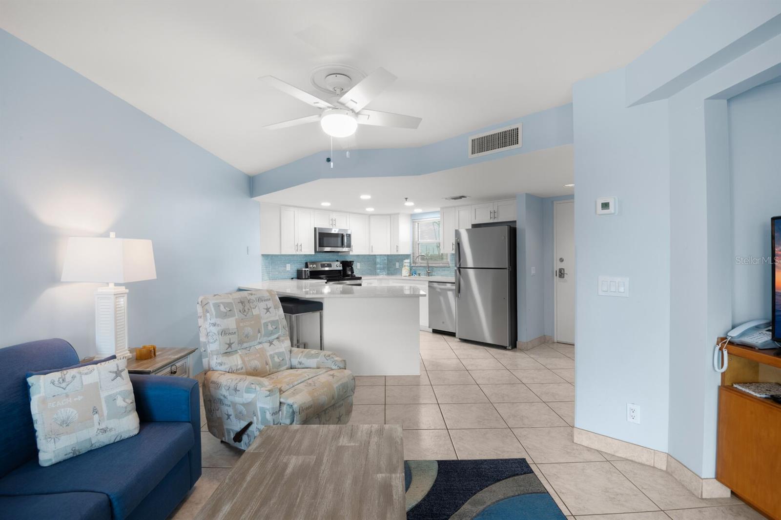 Image 15 of 24 For 4510 Gulf Boulevard 303