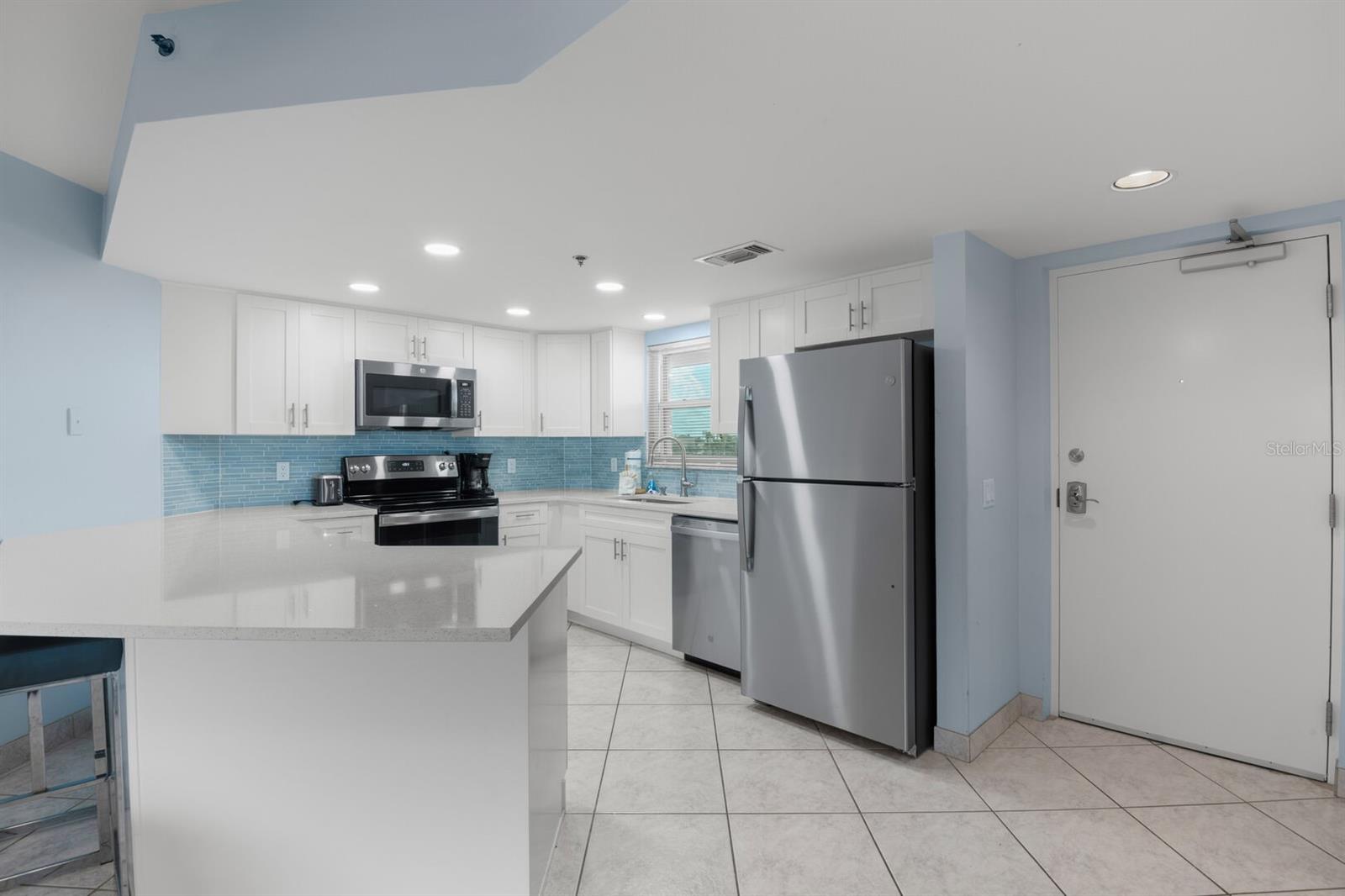 Image 8 of 24 For 4510 Gulf Boulevard 303