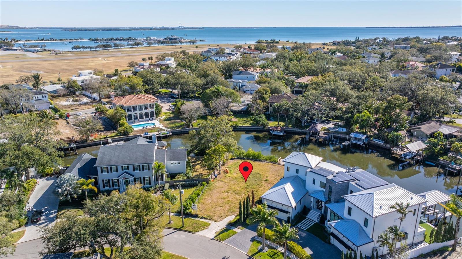 Image 3 of 13 For 678 Geneva Place