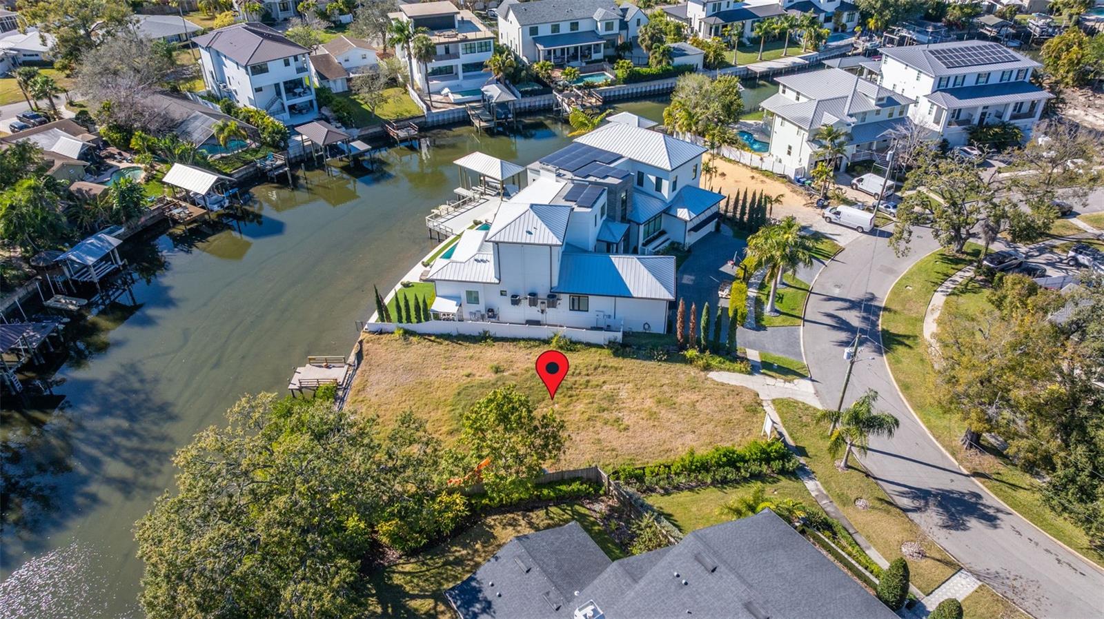 Image 5 of 13 For 678 Geneva Place