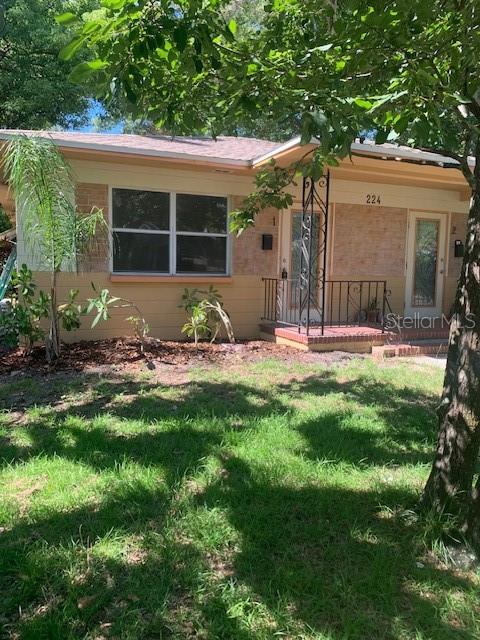 Image 3 of 10 For 224 11th Avenue N 1