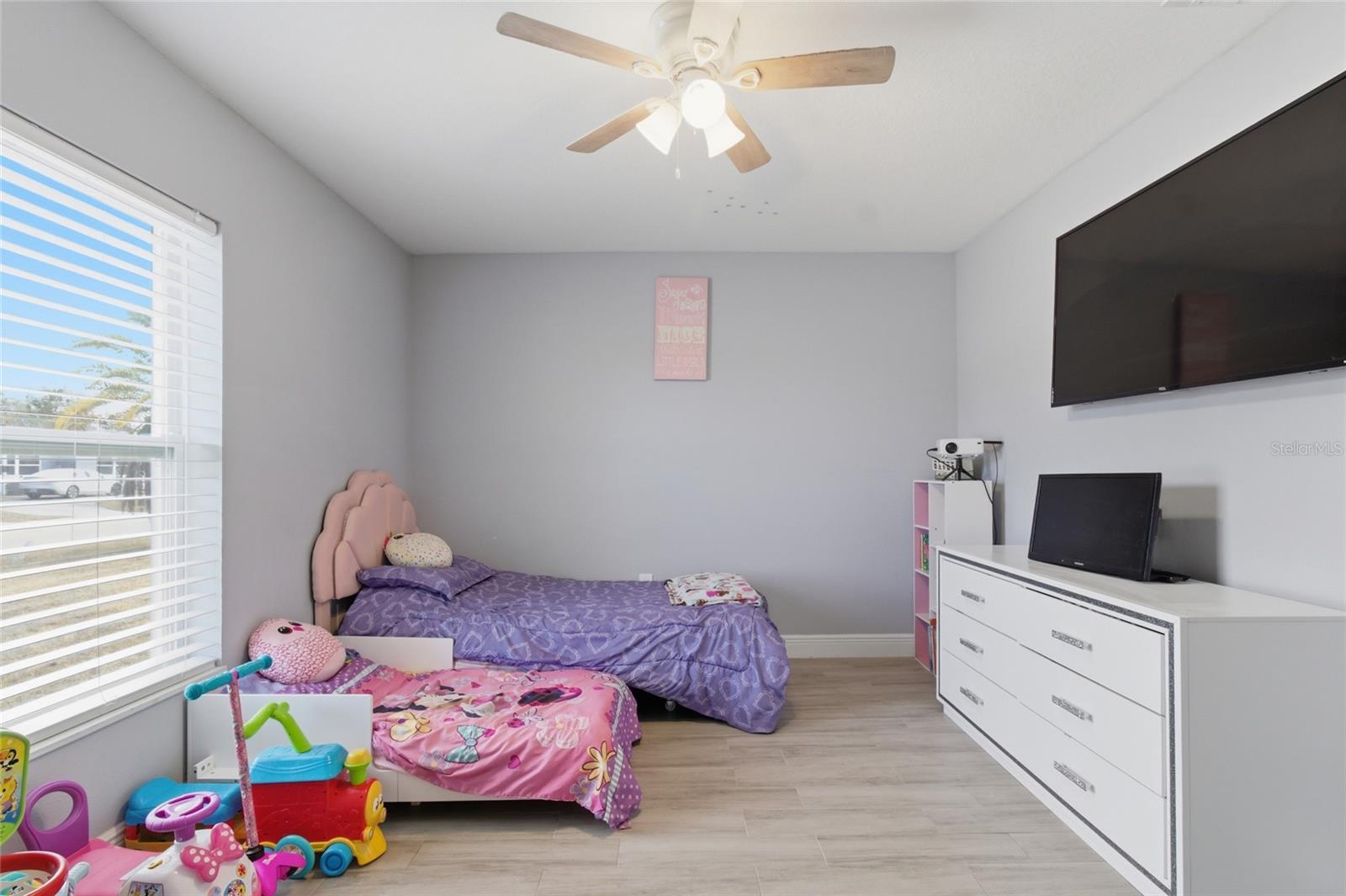 Image 23 of 26 For 5037 School Road