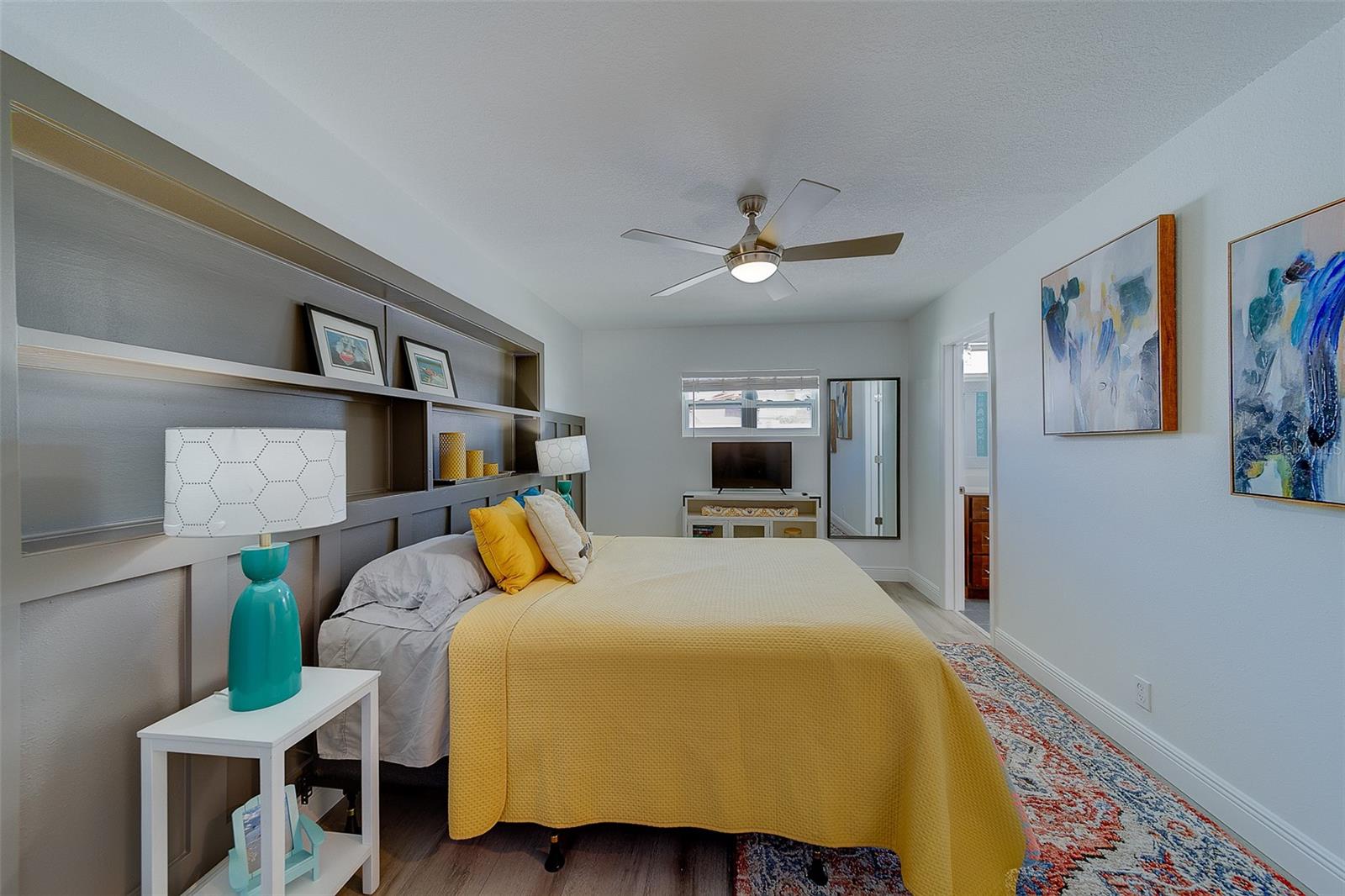 Image 23 of 39 For 2109 Bayshore Drive