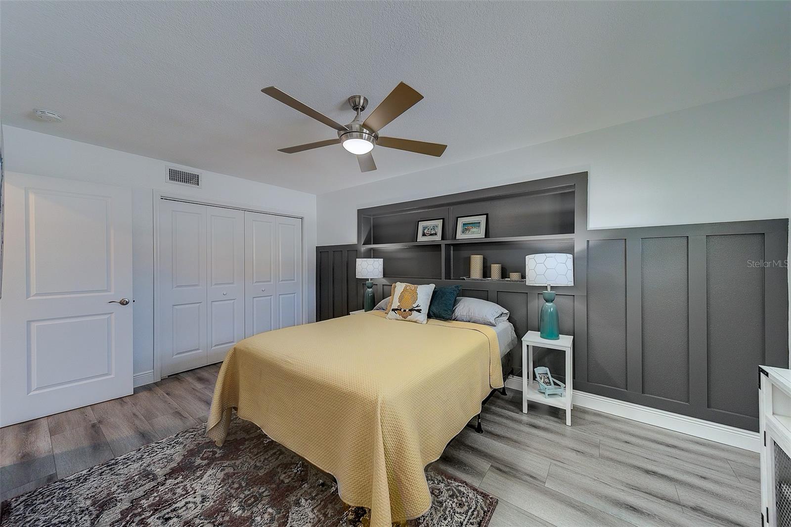 Image 24 of 39 For 2109 Bayshore Drive