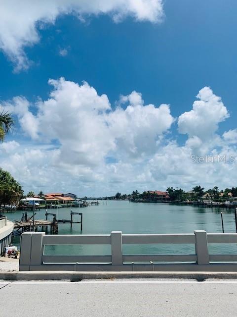 Image 36 of 39 For 2109 Bayshore Drive