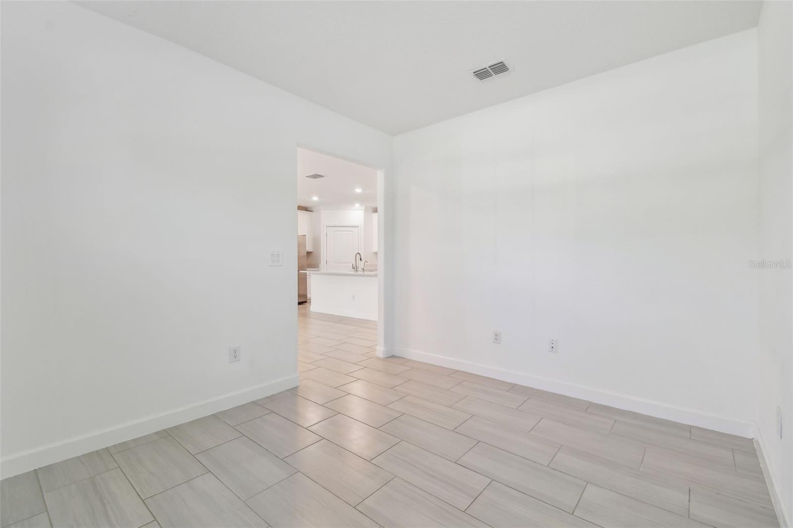 Image 13 of 54 For 16710 Shell Bay Drive