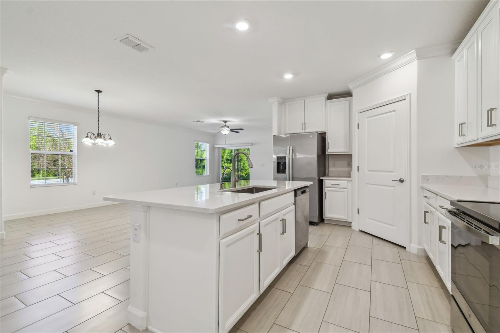 Image 17 of 54 For 16710 Shell Bay Drive