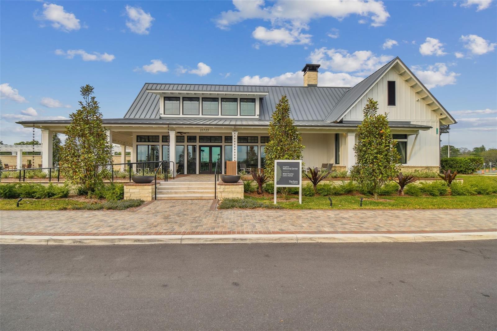 Image 44 of 54 For 16710 Shell Bay Drive