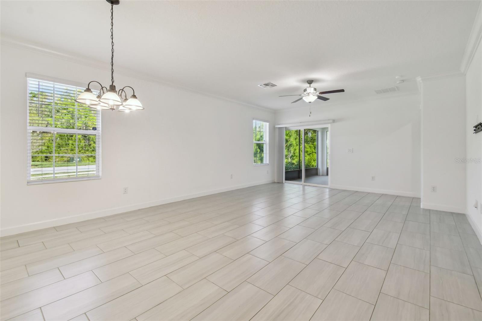 Image 8 of 54 For 16710 Shell Bay Drive