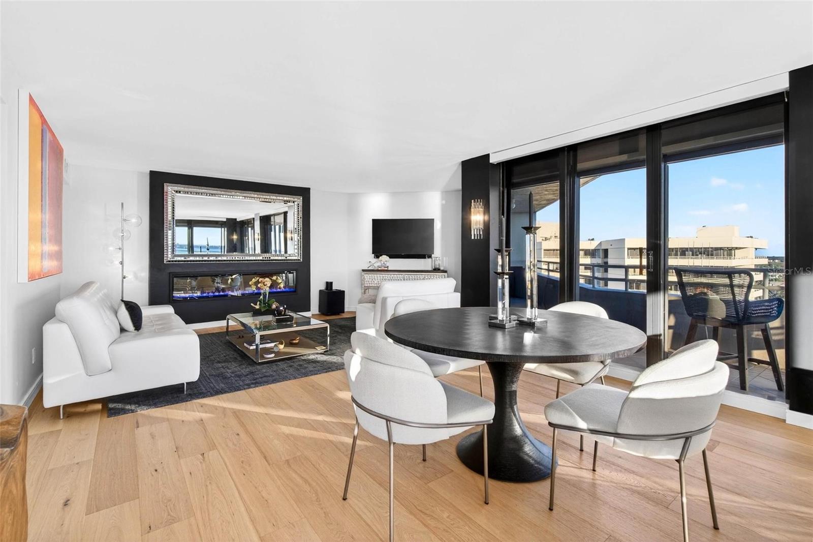 Image 17 of 46 For 5950 Pelican Bay Plaza S 2a