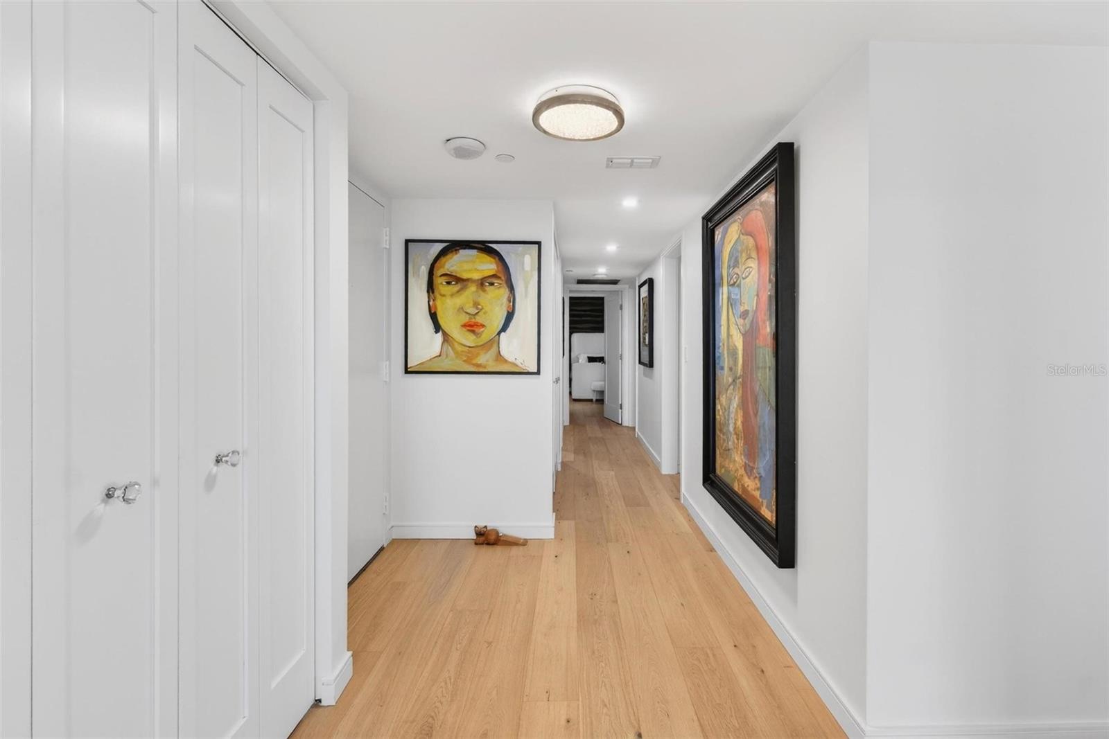 Image 26 of 46 For 5950 Pelican Bay Plaza S 2a