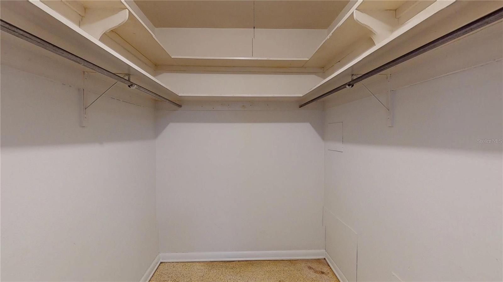 Image 36 of 48 For 1546 Belleair Road