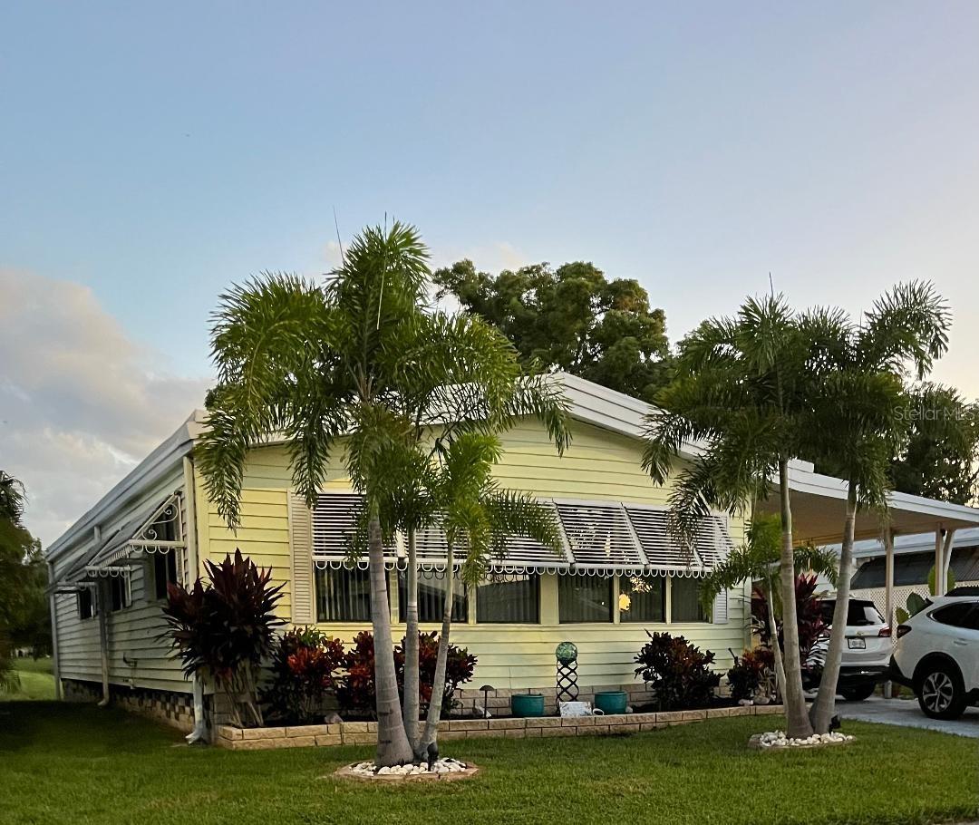 Image 2 of 31 For 172 Clubview Drive 5