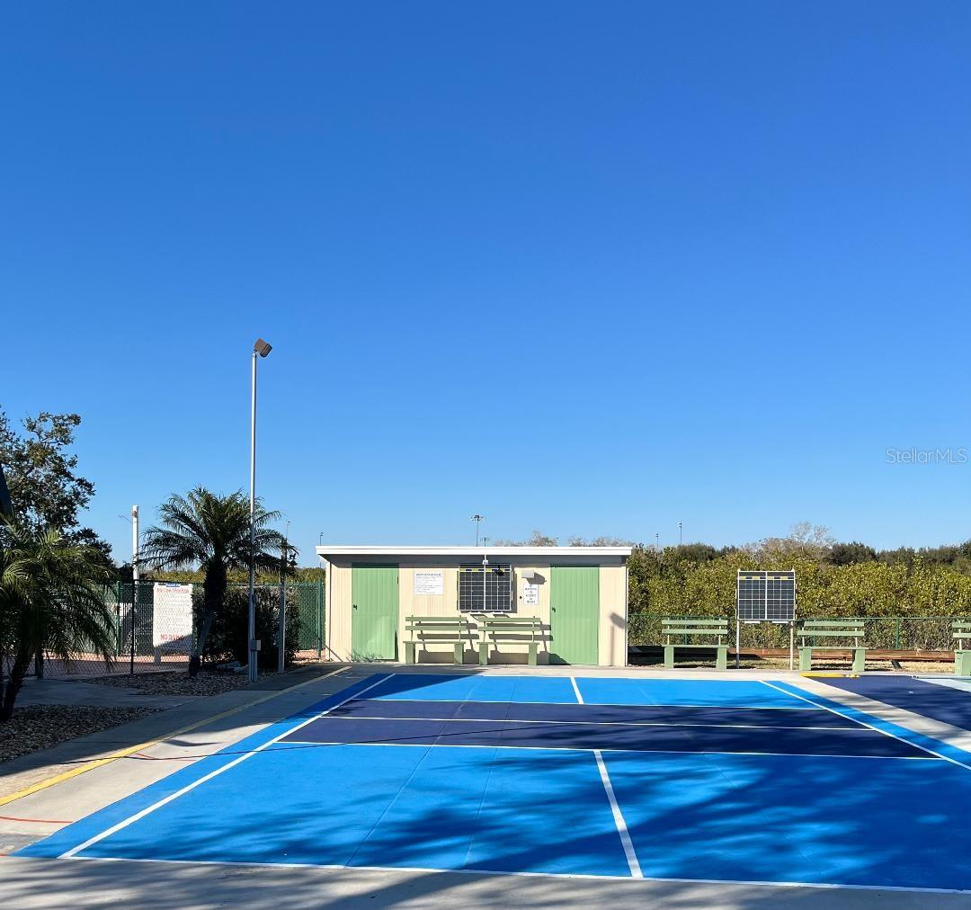 Image 25 of 31 For 172 Clubview Drive 5