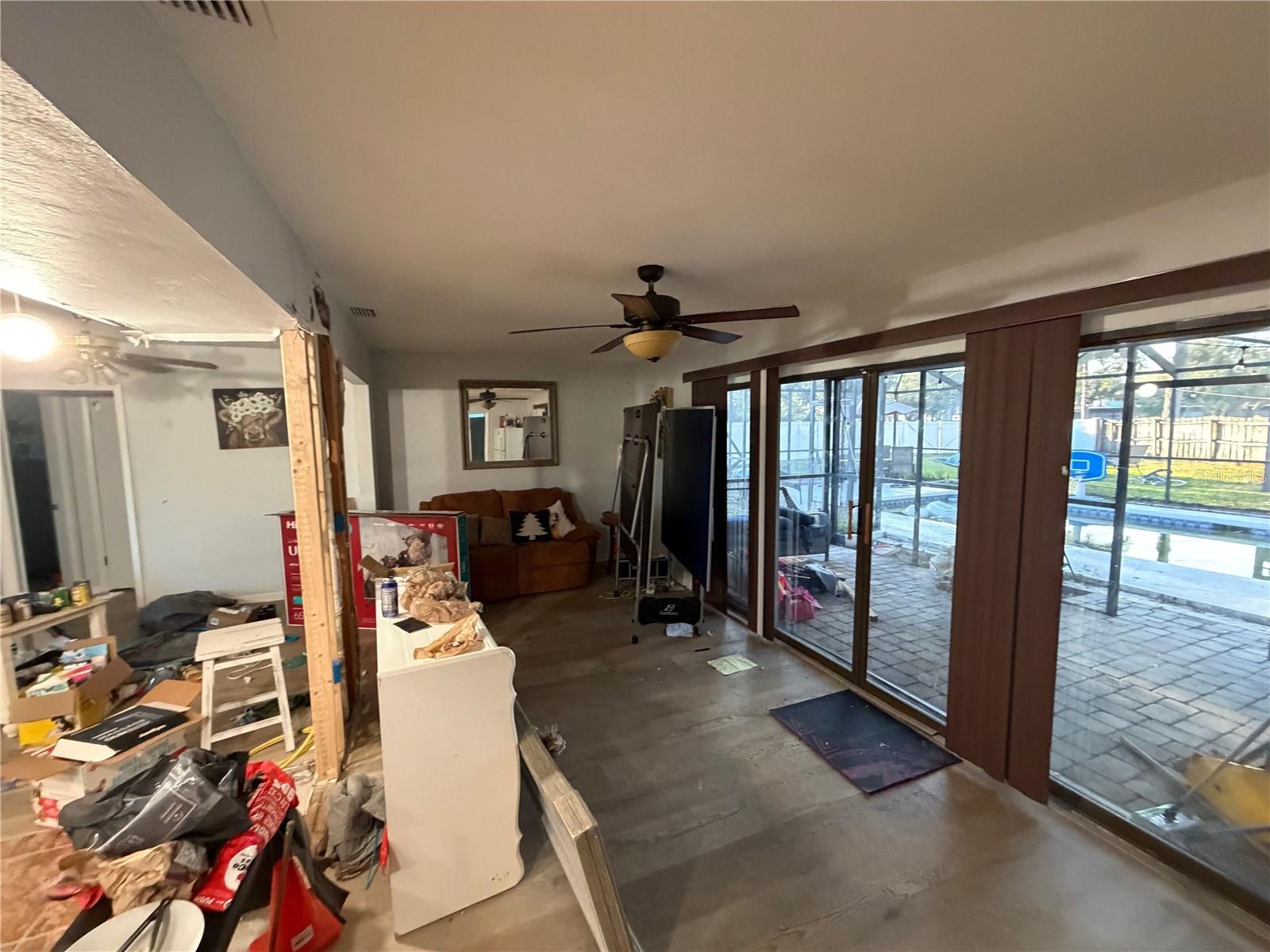 Image 13 of 43 For 2076 Butternut Circle W