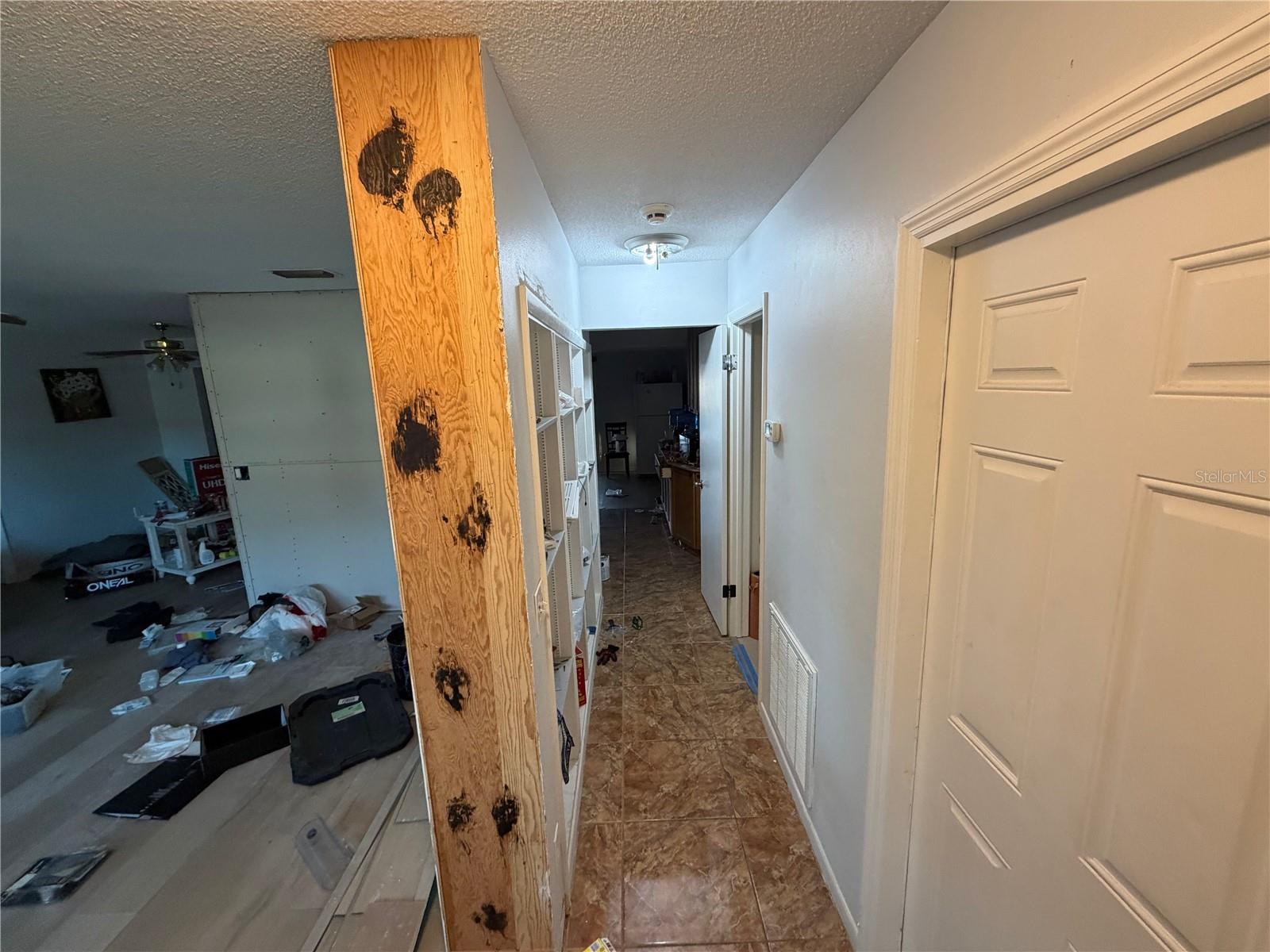 Image 5 of 43 For 2076 Butternut Circle W