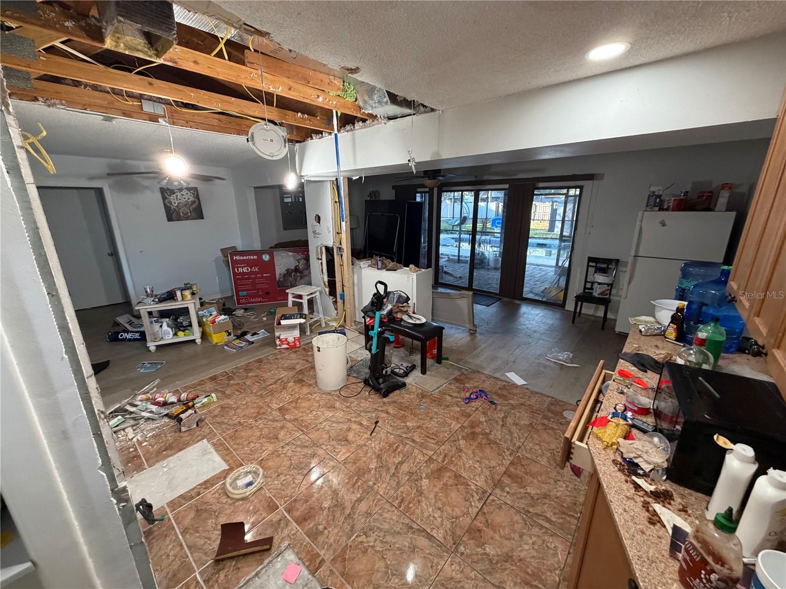 Image 8 of 43 For 2076 Butternut Circle W