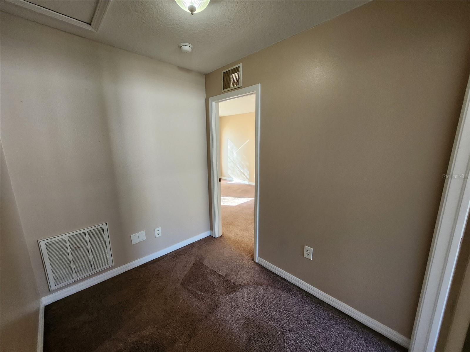 Image 10 of 17 For 12015 Peach Grove Court