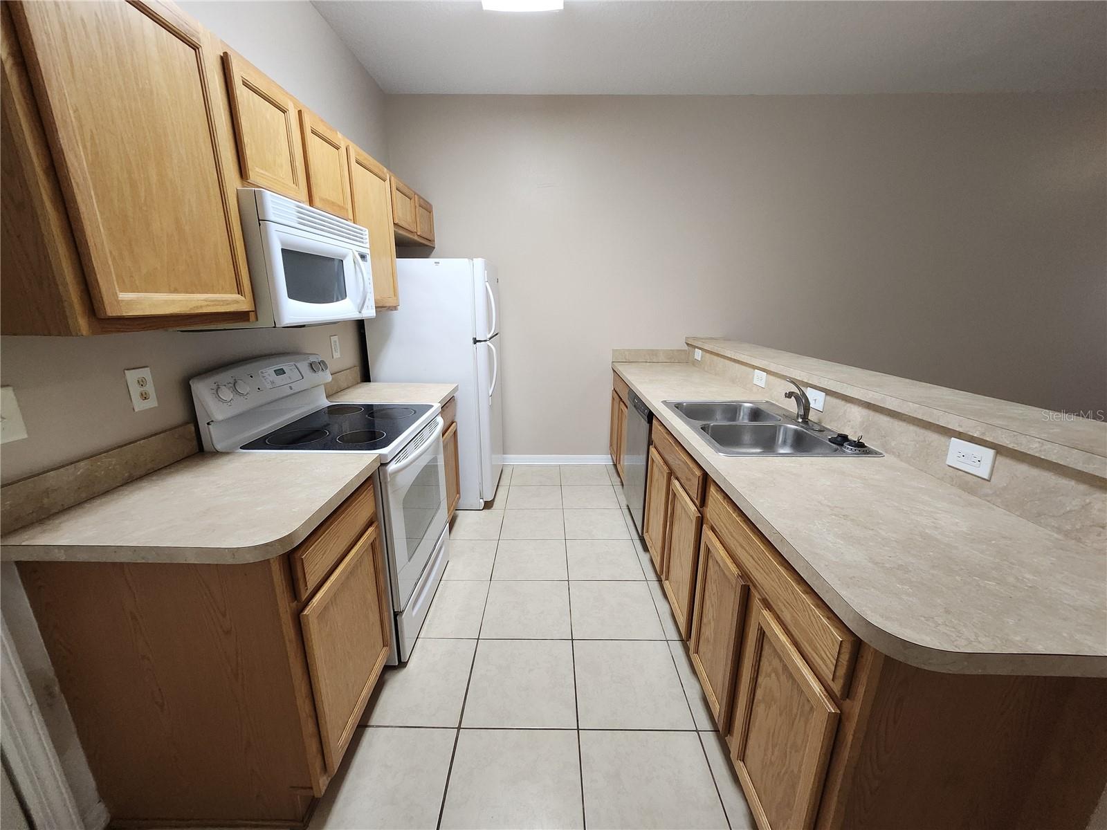 Image 5 of 17 For 12015 Peach Grove Court