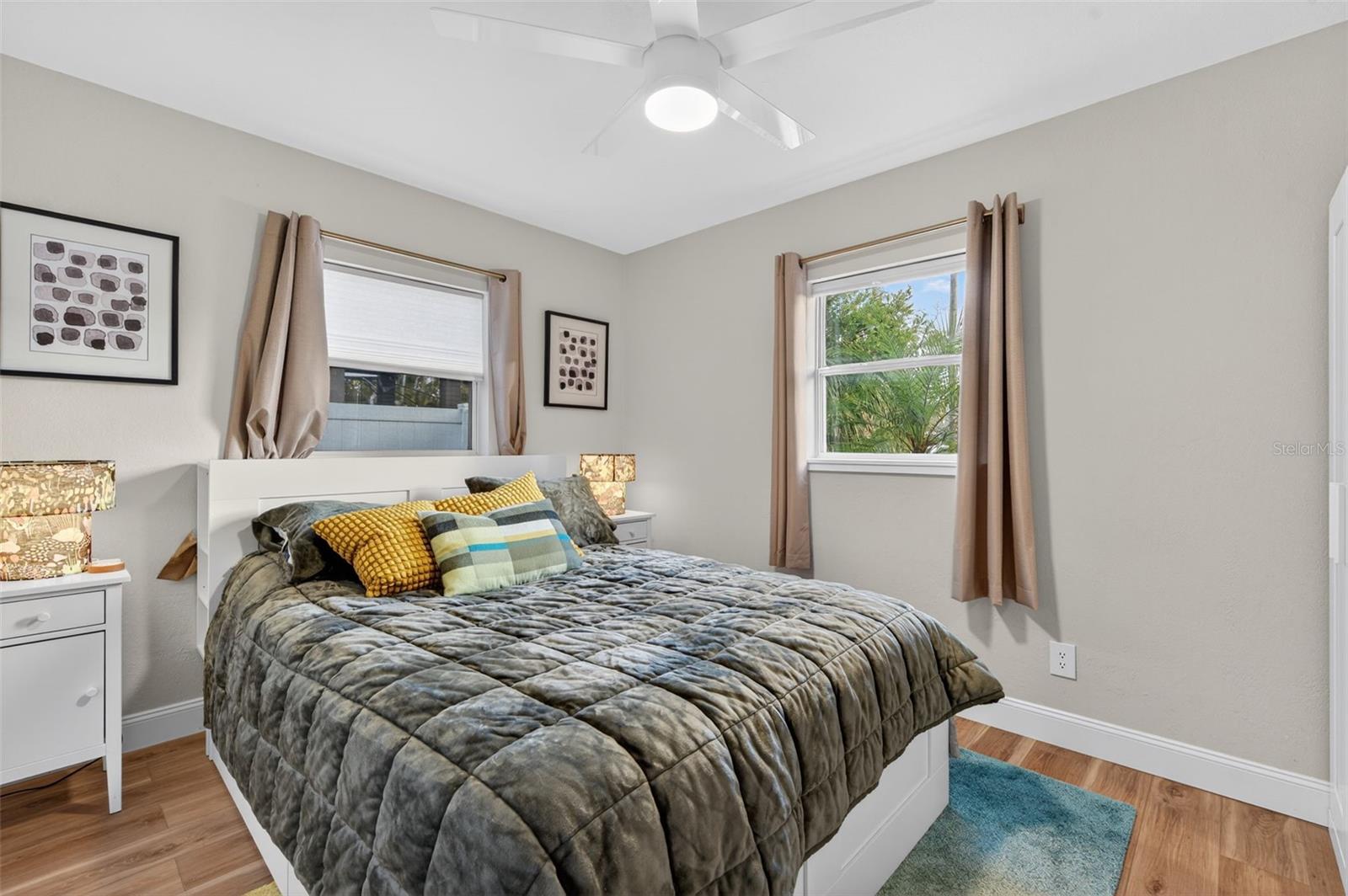 Image 11 of 38 For 2301 14th Avenue N