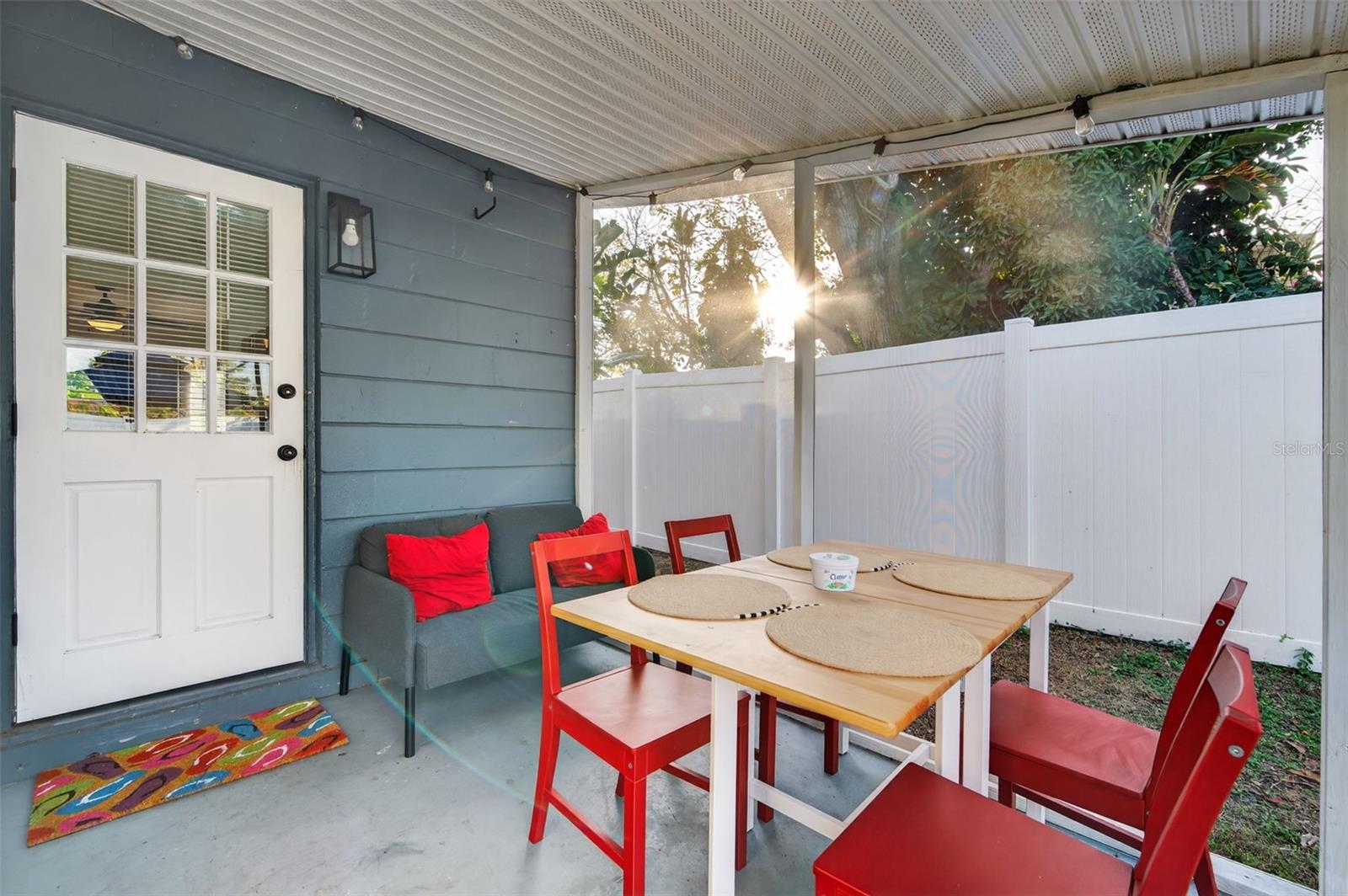 Image 27 of 38 For 2301 14th Avenue N