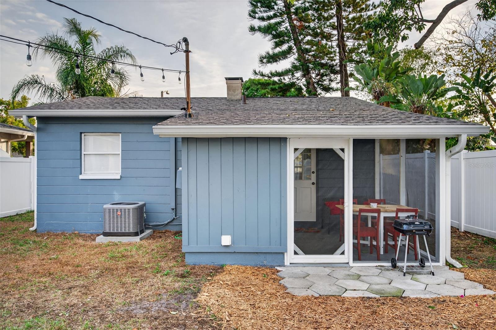 Image 35 of 38 For 2301 14th Avenue N