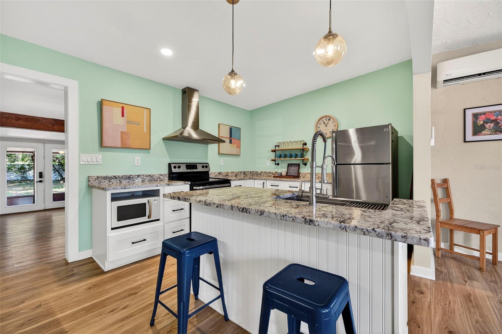 Image 12 of 27 For 5336 10th Street N