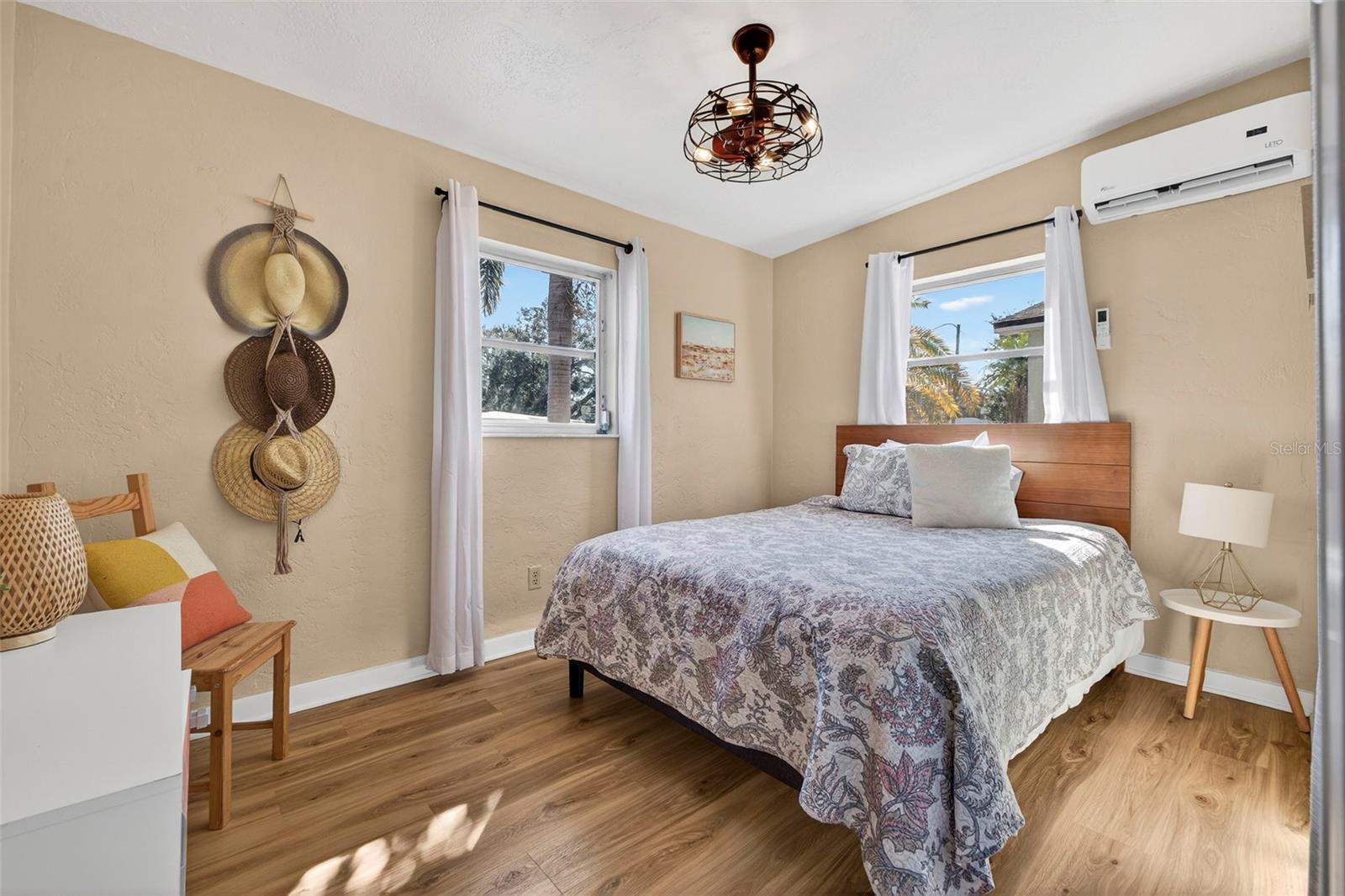 Image 14 of 27 For 5336 10th Street N