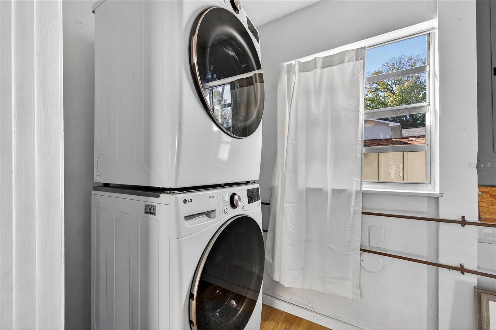 Image 20 of 27 For 5336 10th Street N