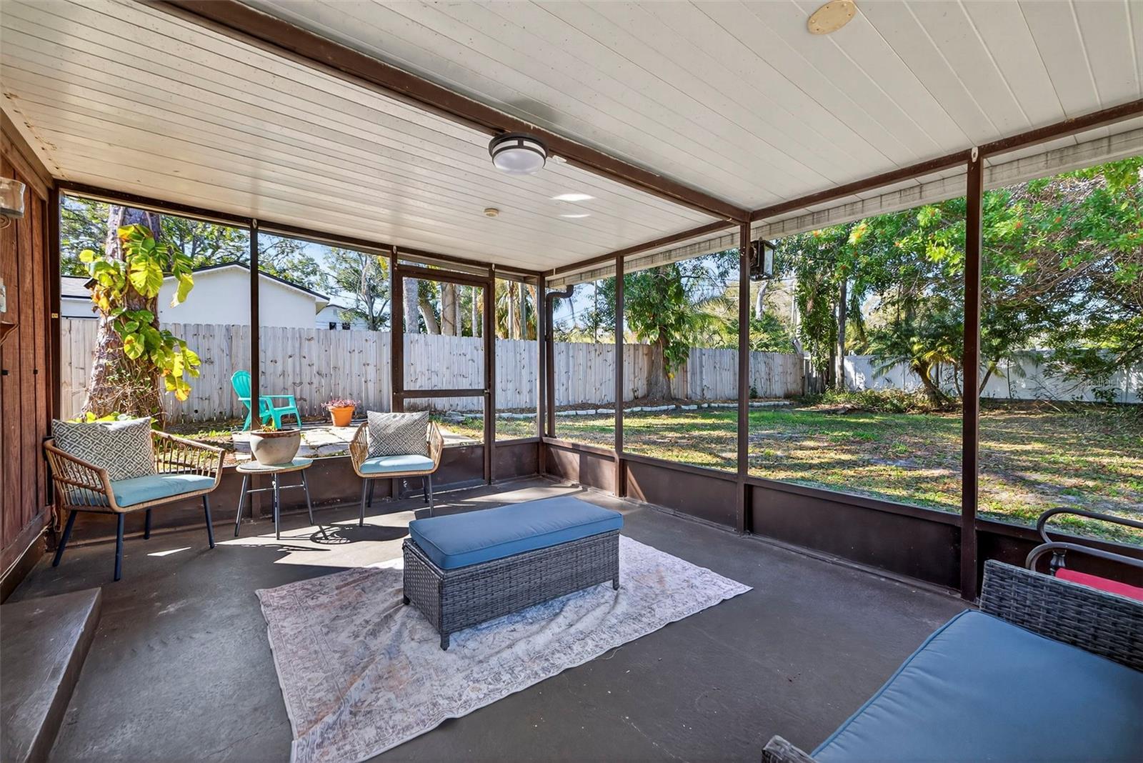 Image 21 of 27 For 5336 10th Street N