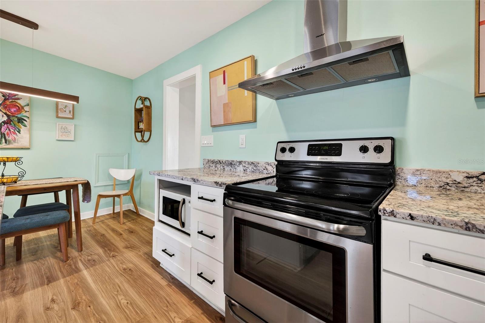 Image 9 of 27 For 5336 10th Street N