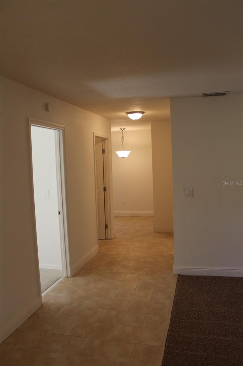 Image 3 of 10 For 220 Hickory Street