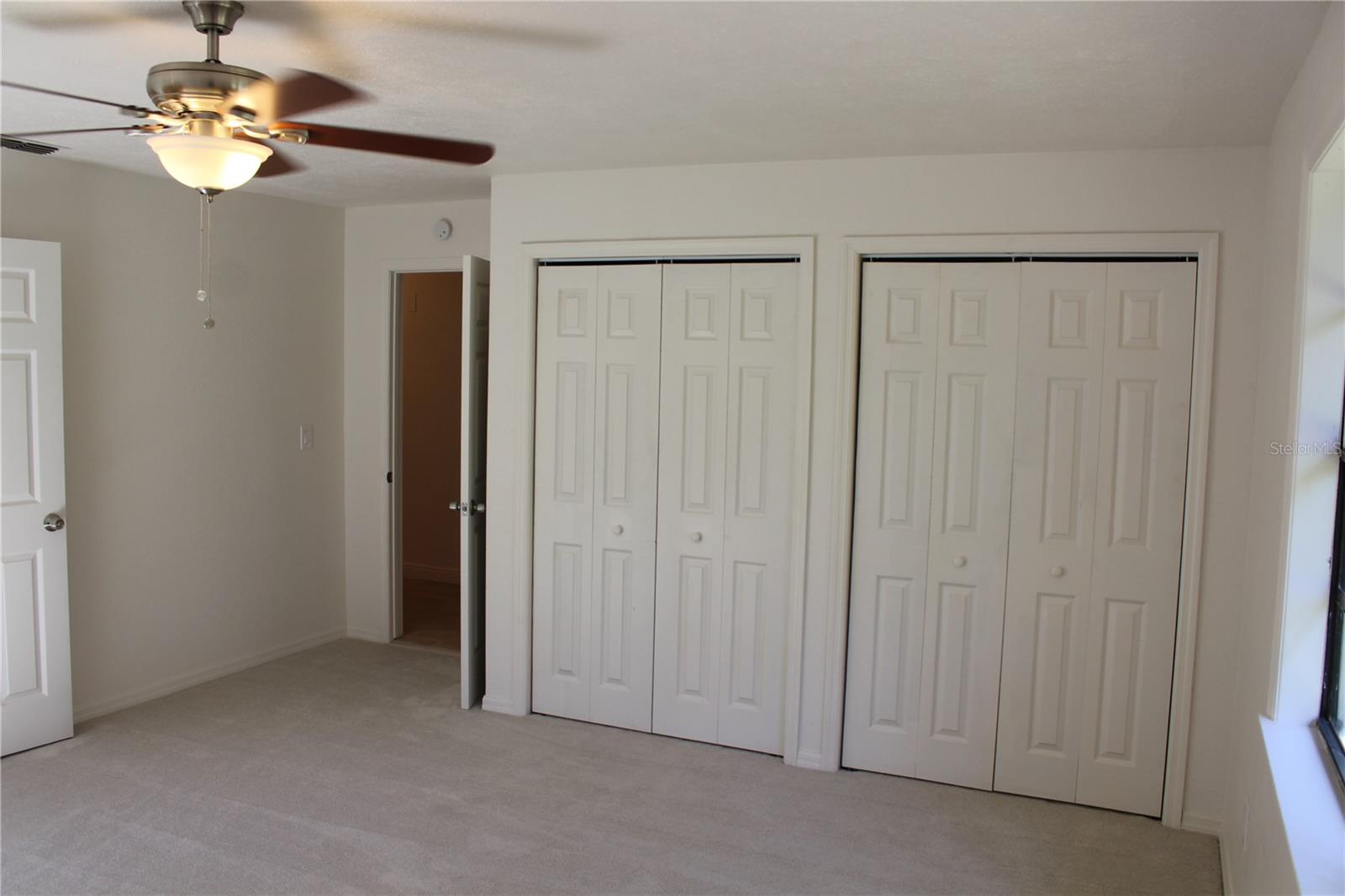 Image 5 of 10 For 220 Hickory Street