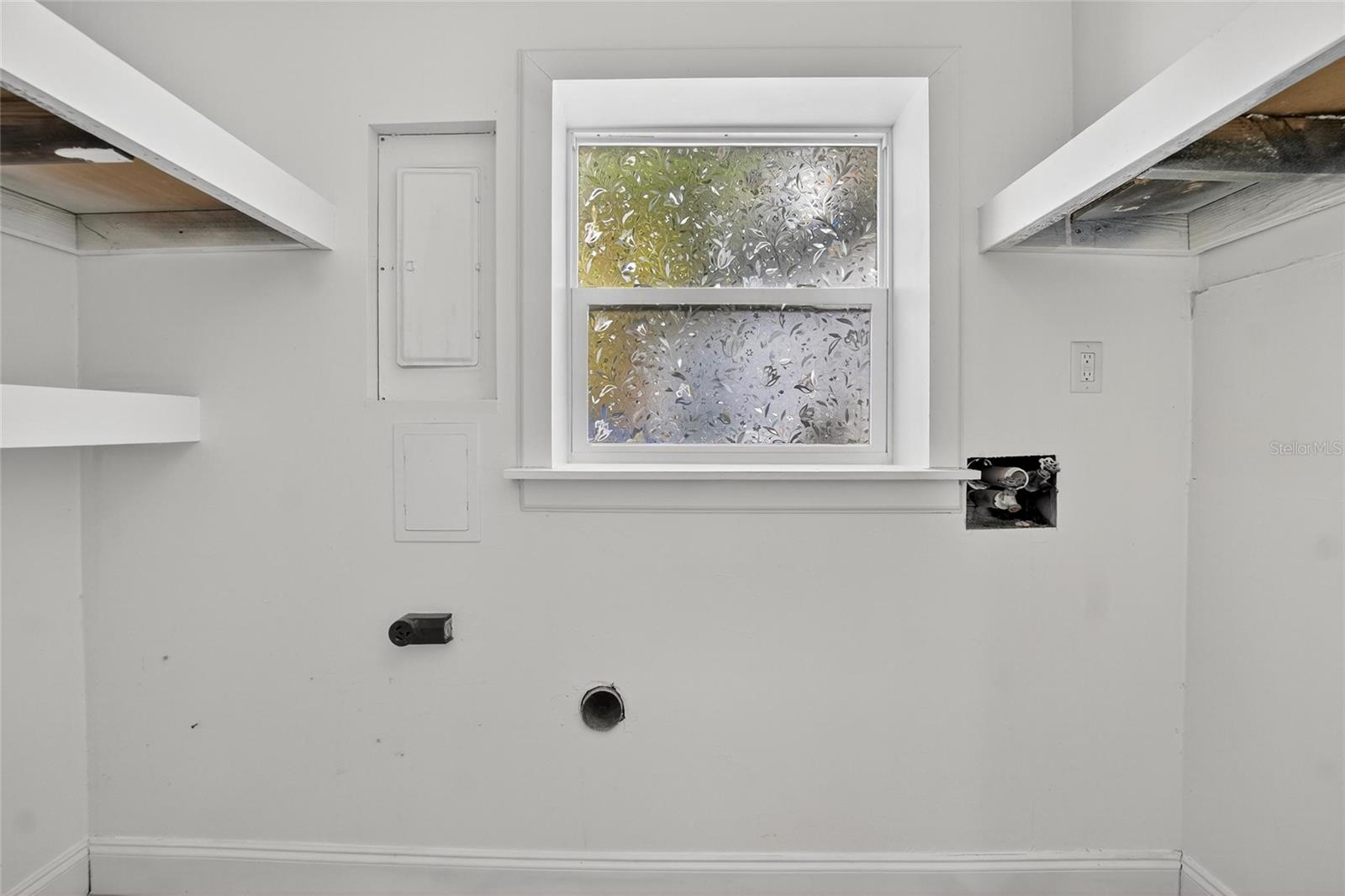 Image 22 of 43 For 5028 School Road