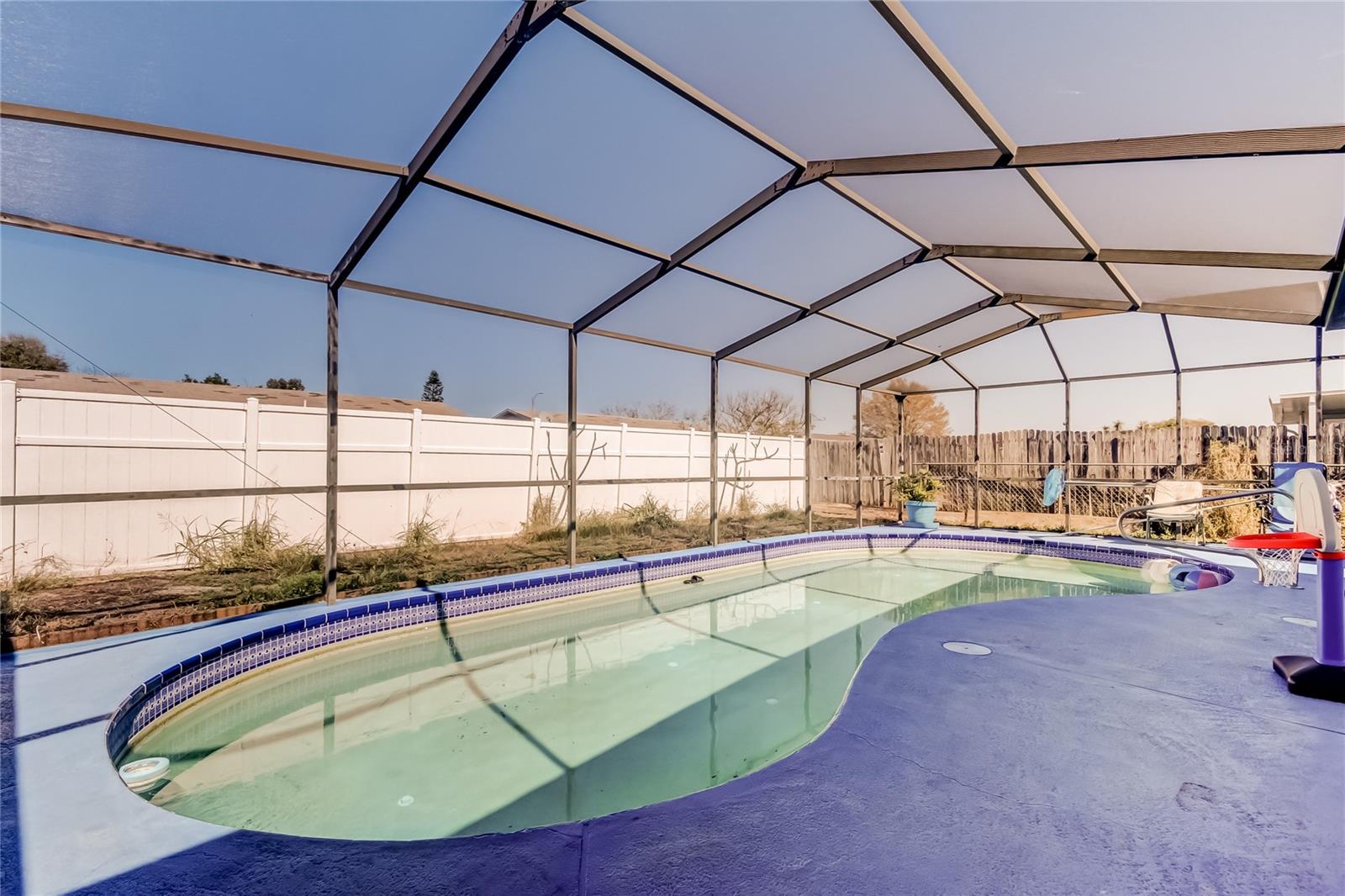 Image 21 of 25 For 3041 Huntington Road