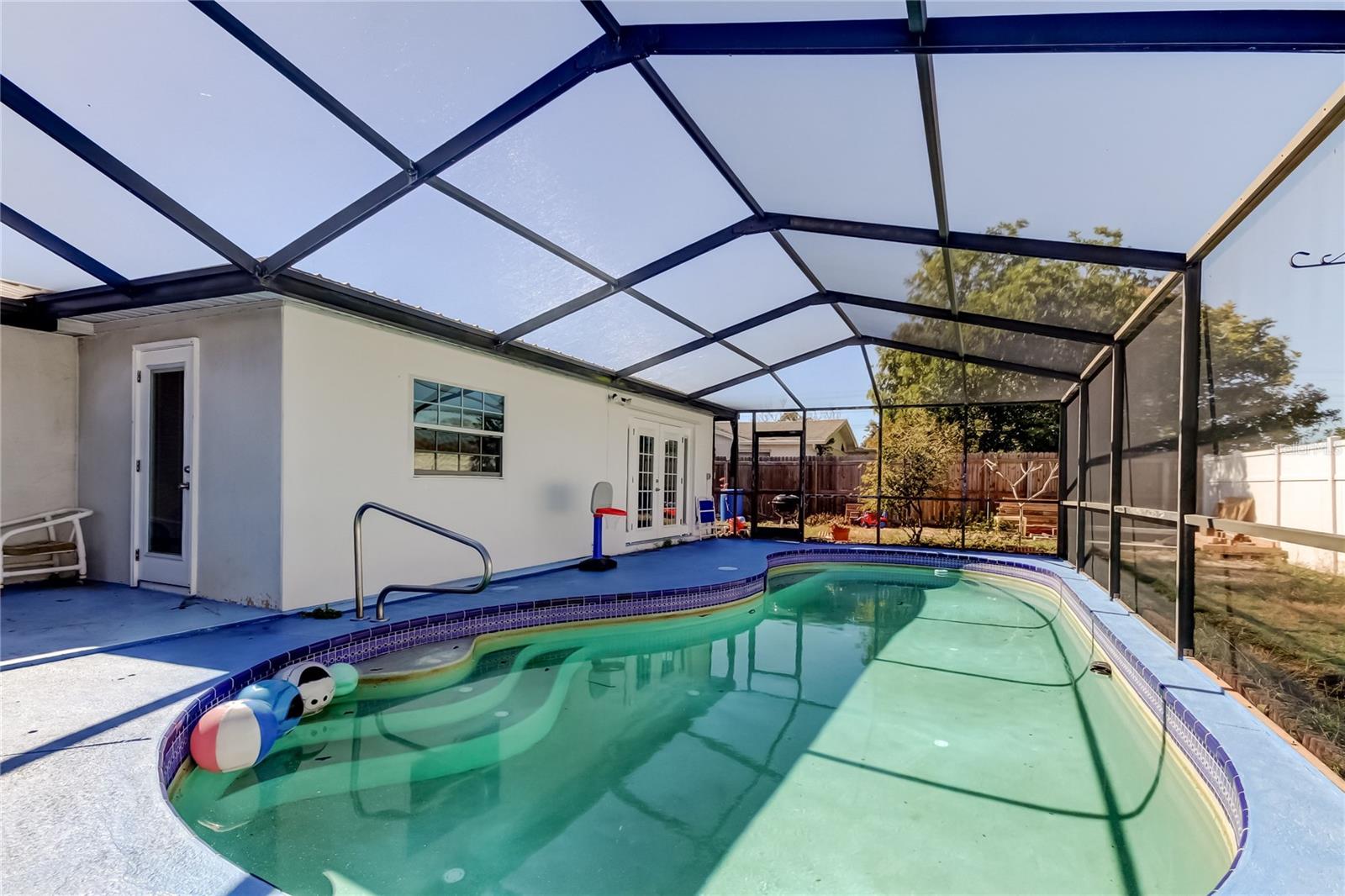 Image 23 of 25 For 3041 Huntington Road