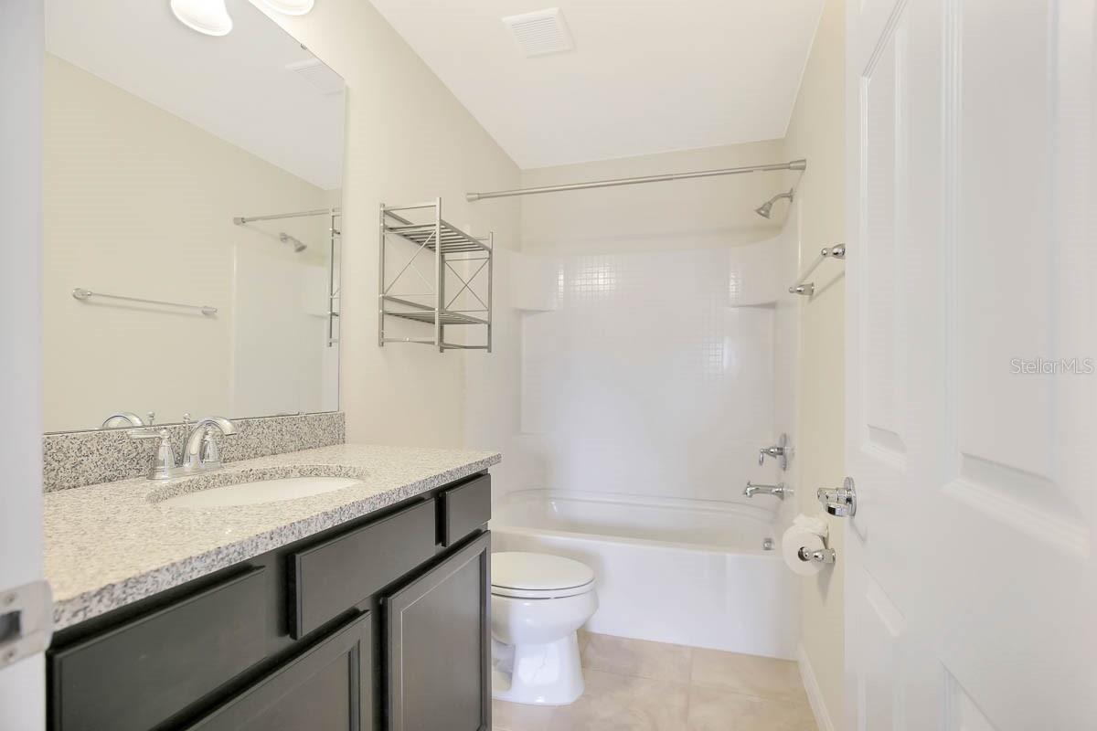 Image 19 of 27 For 9120 Hillcroft Drive