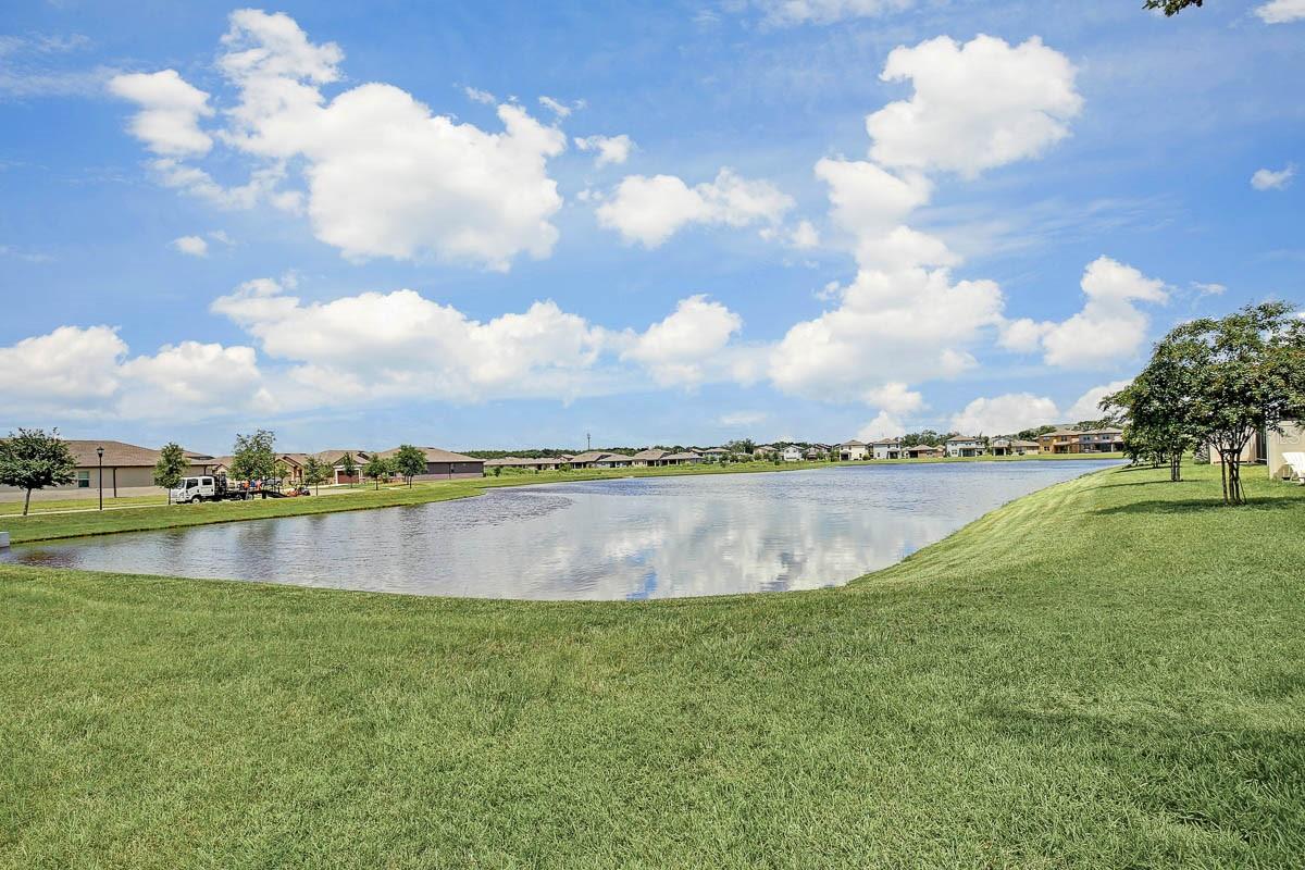 Image 20 of 27 For 9120 Hillcroft Drive