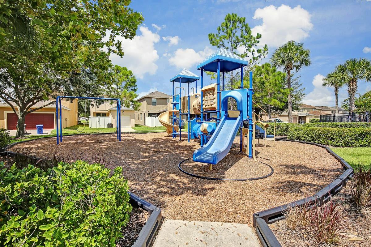 Image 25 of 27 For 9120 Hillcroft Drive