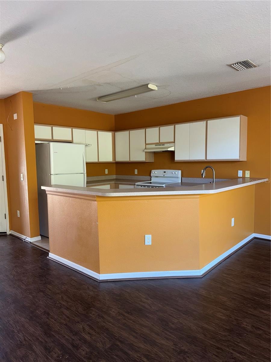 Image 9 of 26 For 6229 Olivedale Drive