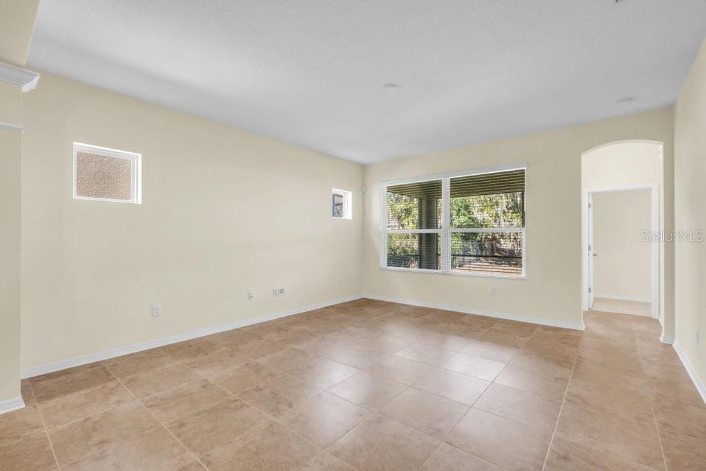 Image 13 of 41 For 16316 Bayberry View Drive