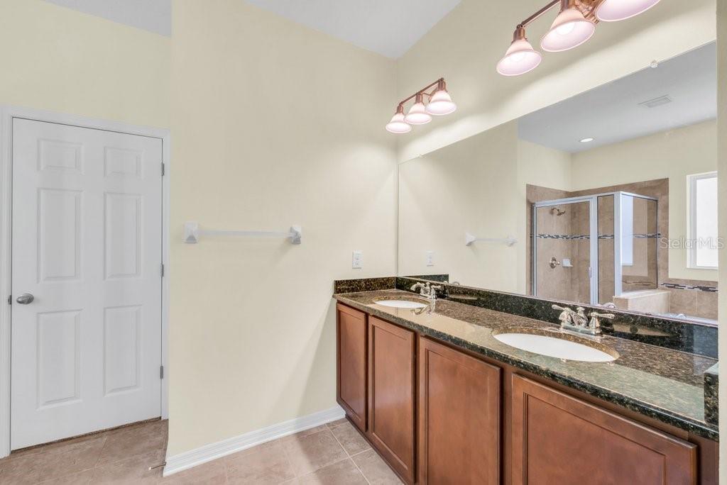 Image 19 of 41 For 16316 Bayberry View Drive