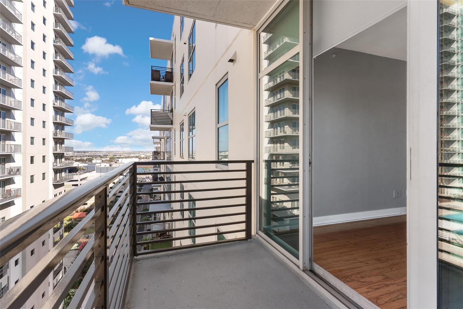 Image 20 of 30 For 1120 Kennedy Boulevard 1221